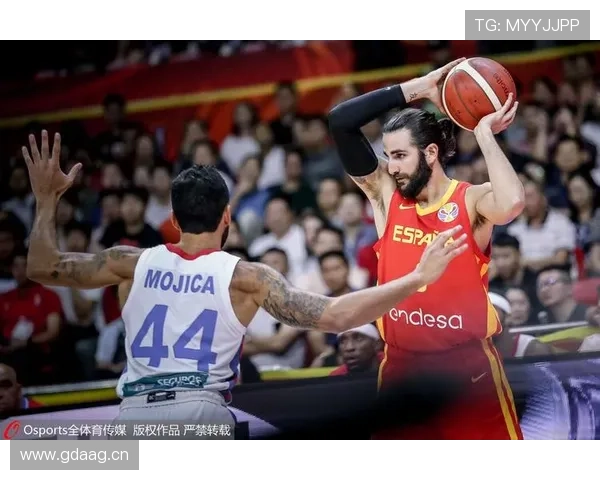 塔瓦雷斯比赛阅读能力持续提升，防守选位与进攻支援表现稳健