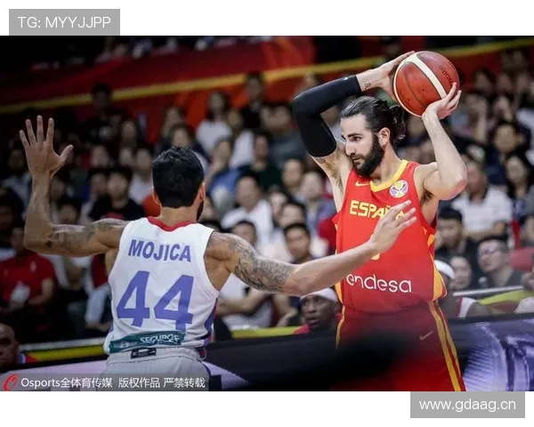 赫鲁斯蒂奇在法兰克福近期表现稳健，中场作用持续提升